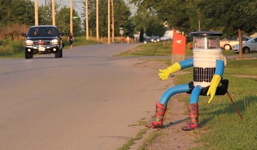 hitchBOT-1.jpg